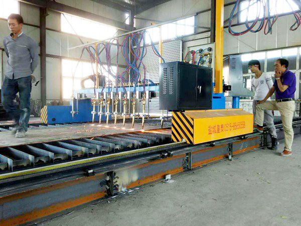 數(shù)控切割機(jī)