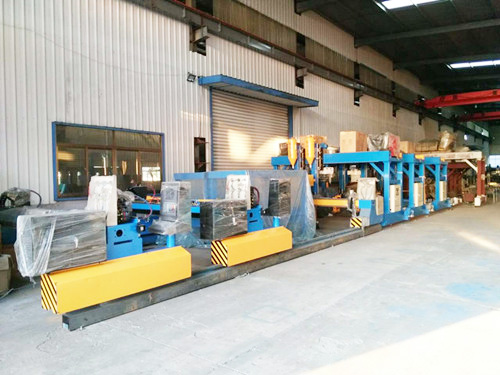 鋼結(jié)構(gòu)設(shè)備生產(chǎn)車(chē)間