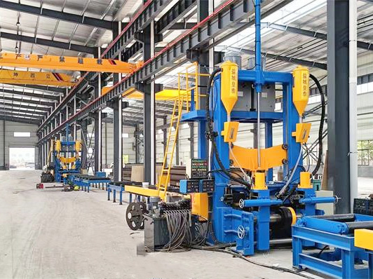 皇泰拼焊矯一體機(jī)在重慶成功試機(jī)